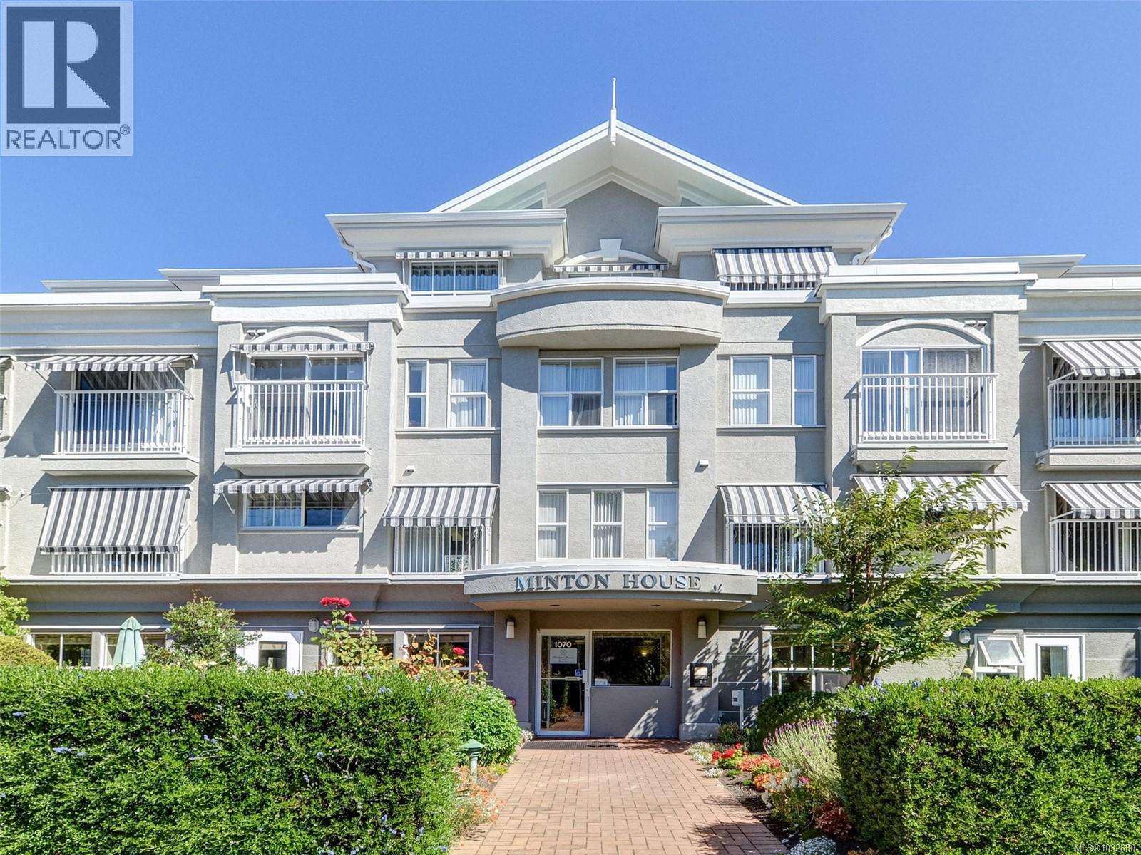 208 1070 Southgate St, Victoria