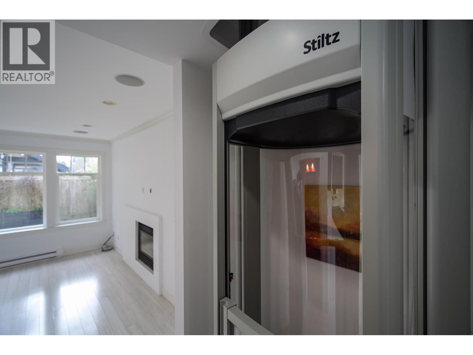 #9-4780 55B Street, Delta