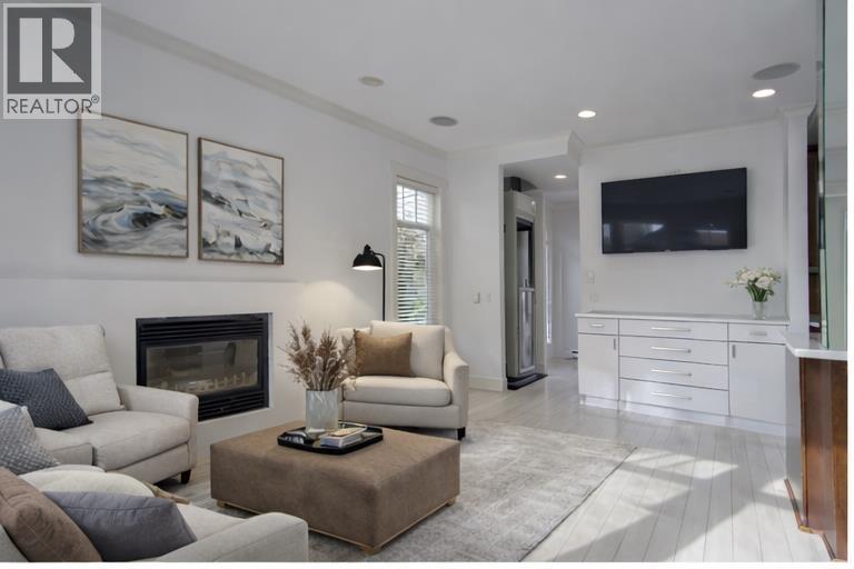 #9-4780 55B Street, Delta