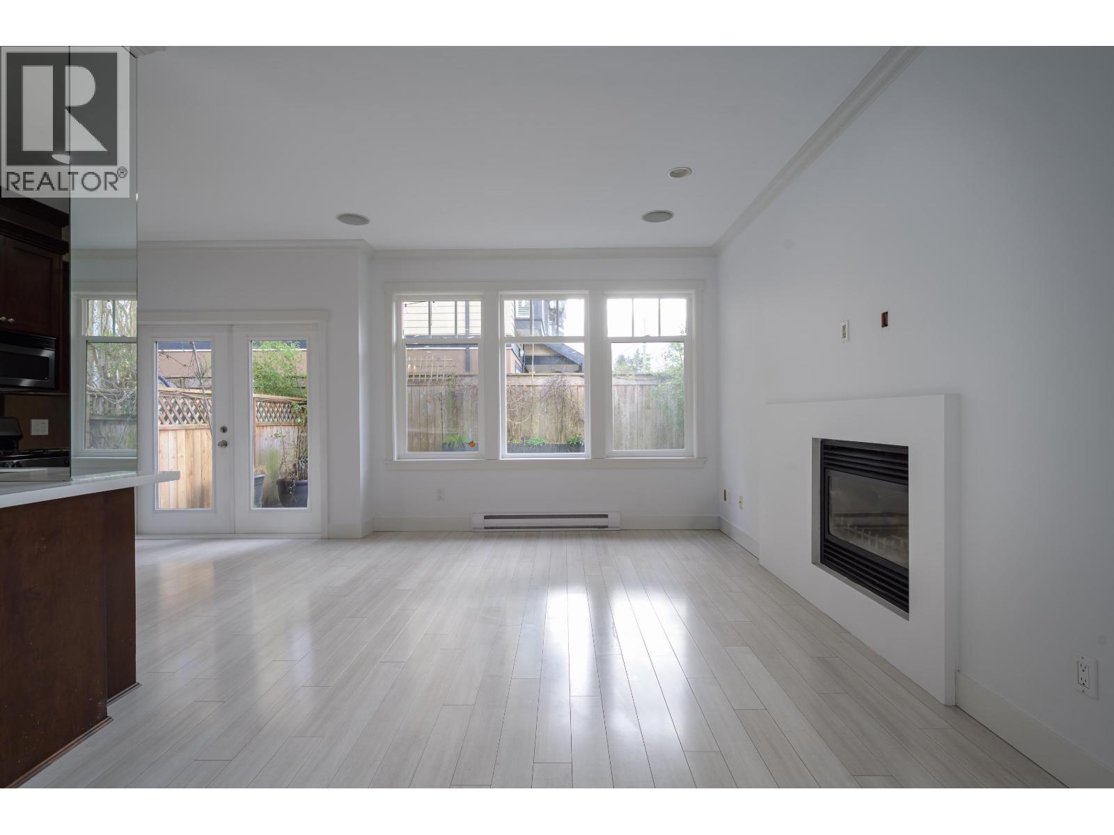 #9-4780 55B Street, Delta