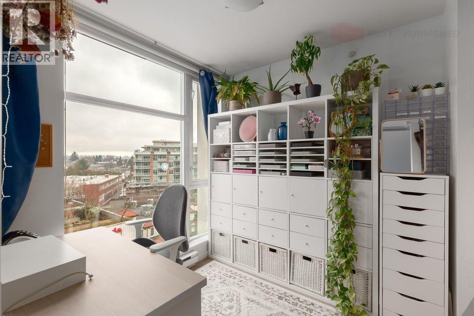 328 E 11TH AVENUE, Vancouver