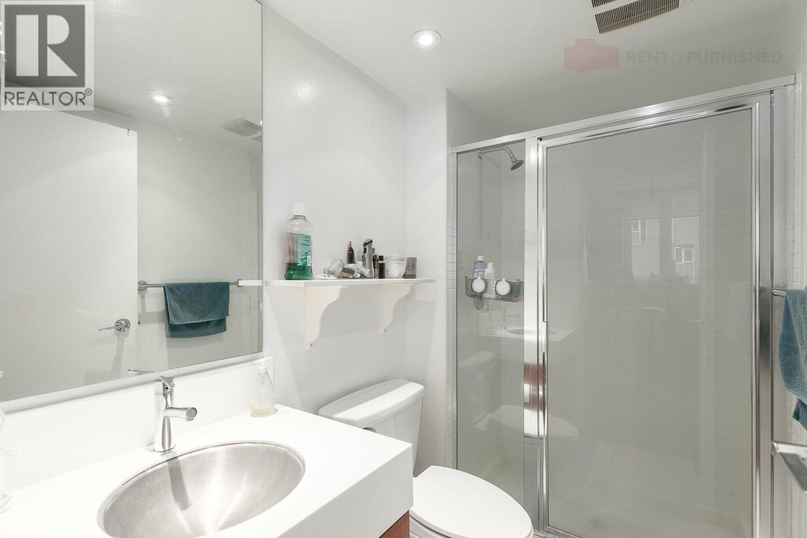 328 E 11TH AVENUE, Vancouver