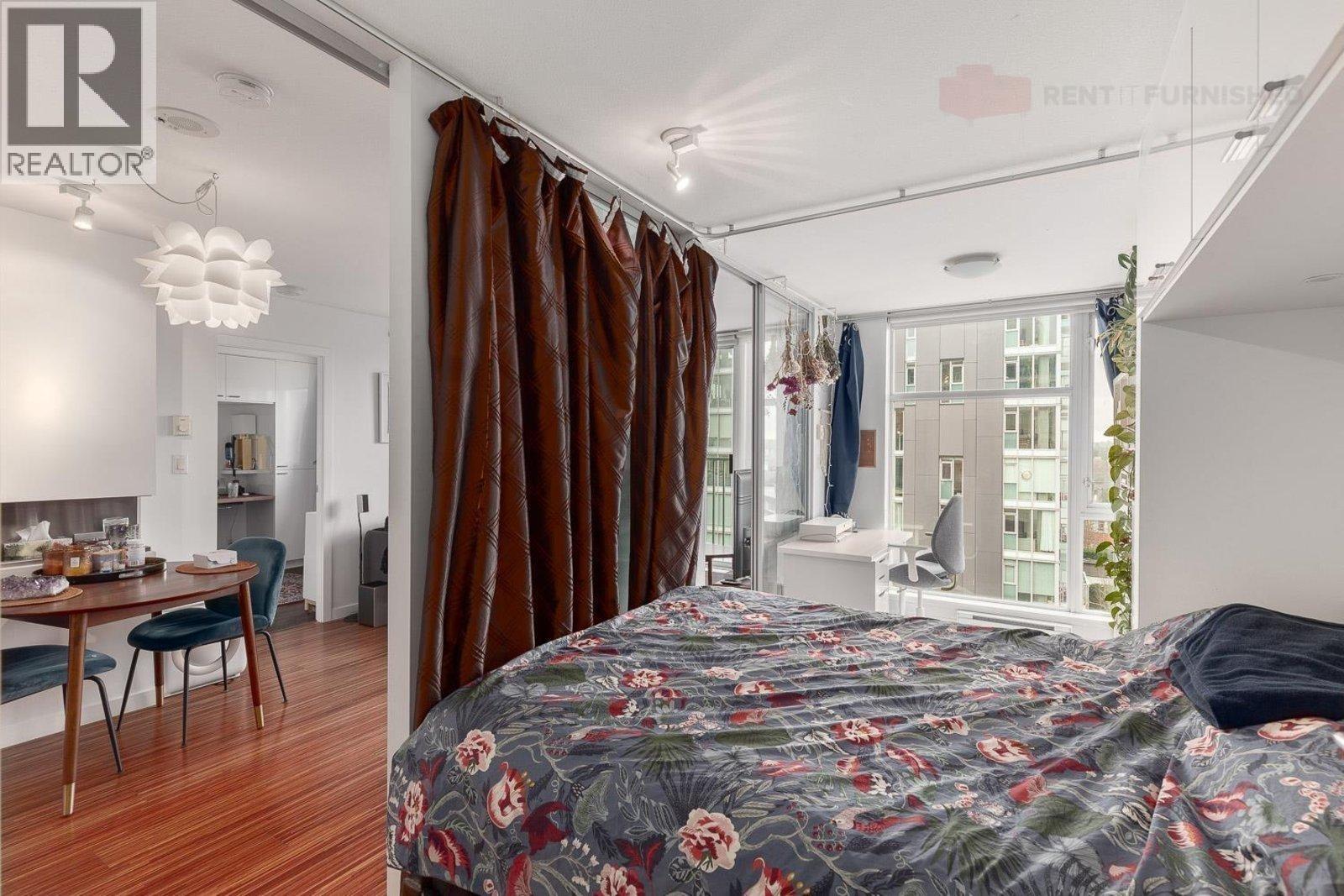 328 E 11TH AVENUE, Vancouver