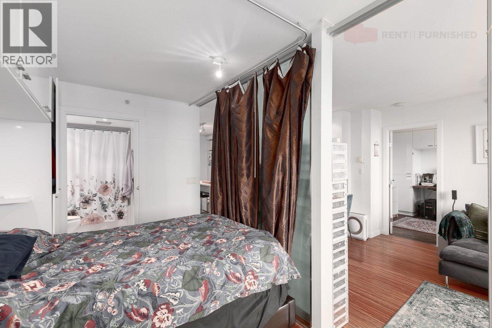 328 E 11TH AVENUE, Vancouver