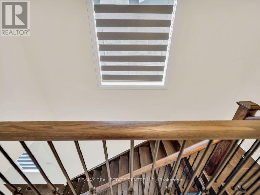 312 BISMARK DRIVE - 19