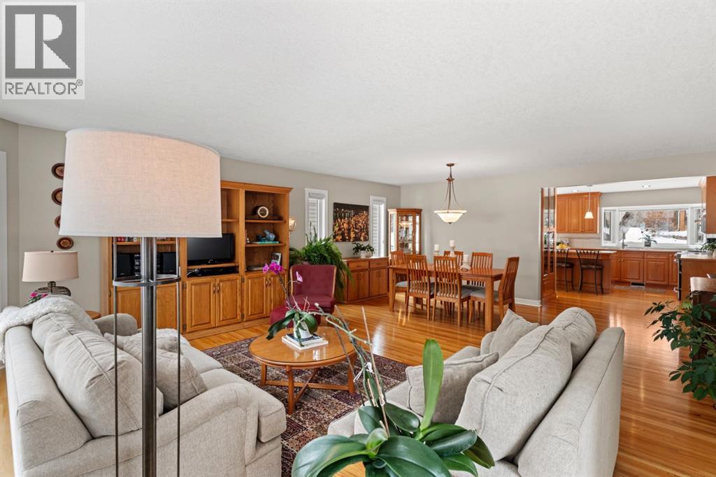 Single Family House Bungalow for Sale in  Hamilton Street NW St Andrews Heights Calgary 