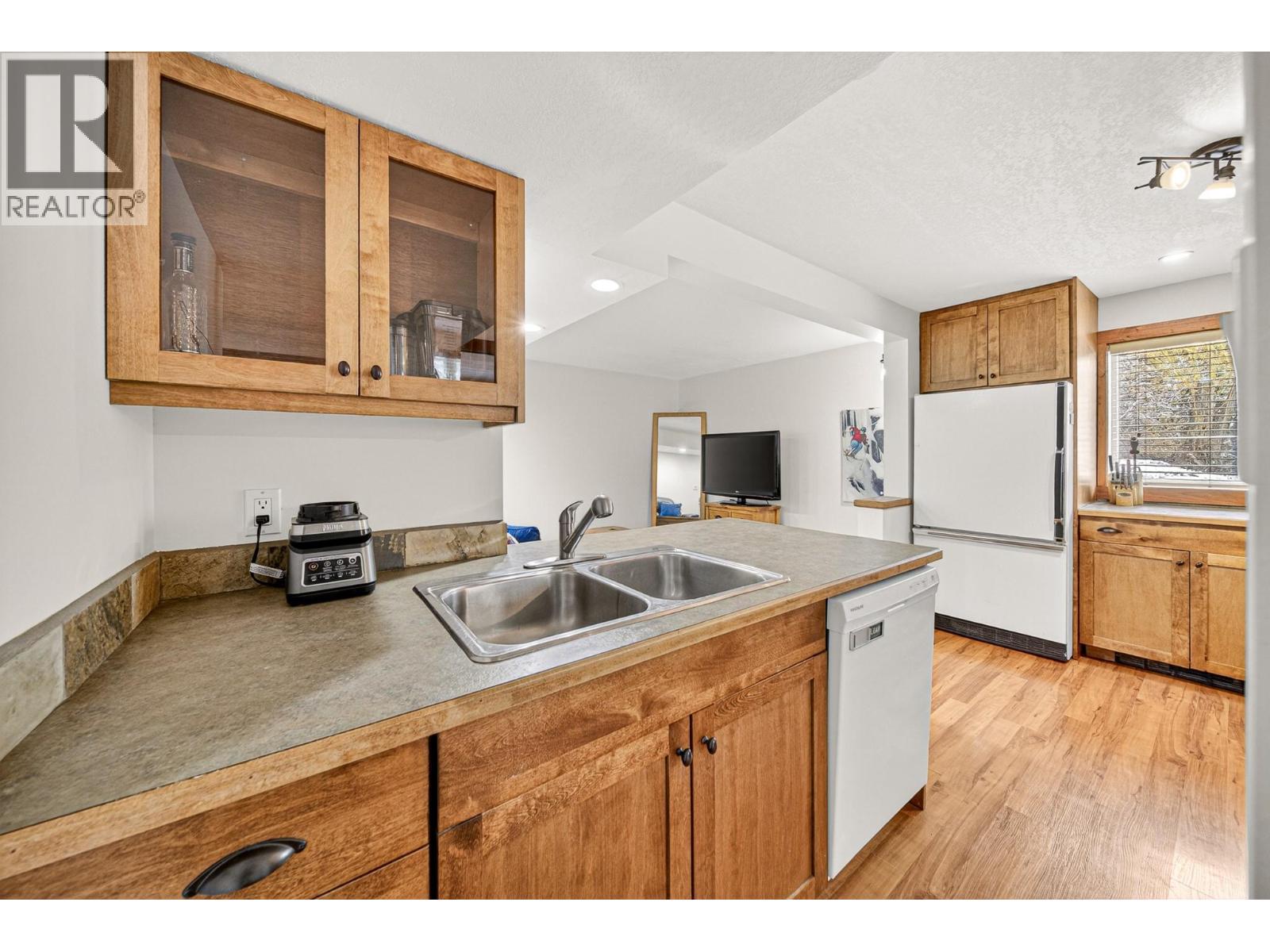 9948 STEPHENSON ROAD - 42