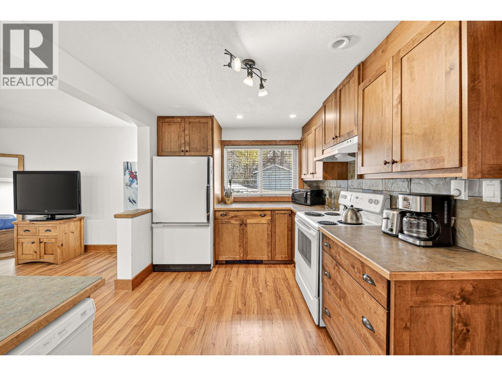 9948 STEPHENSON ROAD - 43