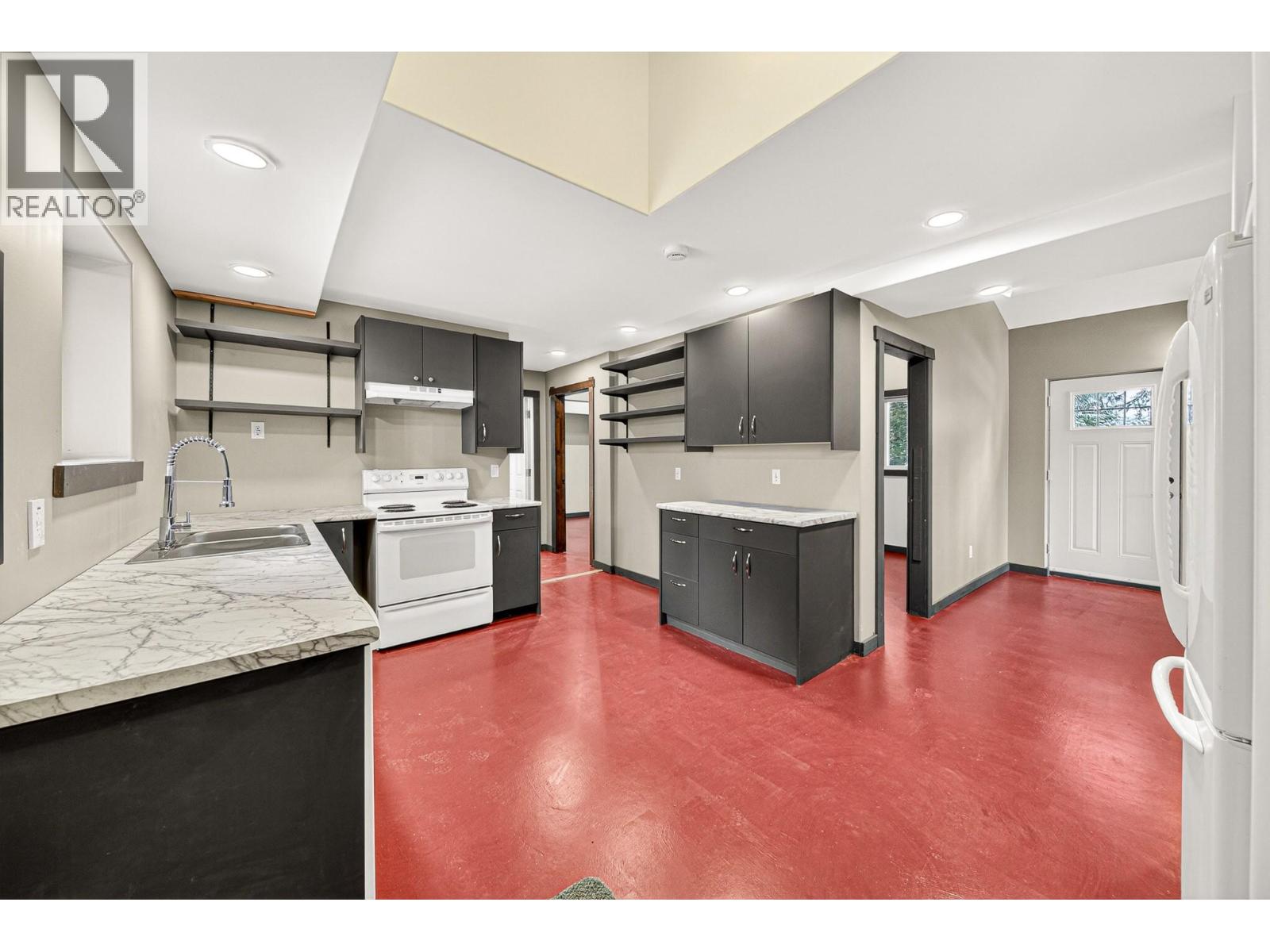 9948 STEPHENSON ROAD - 66