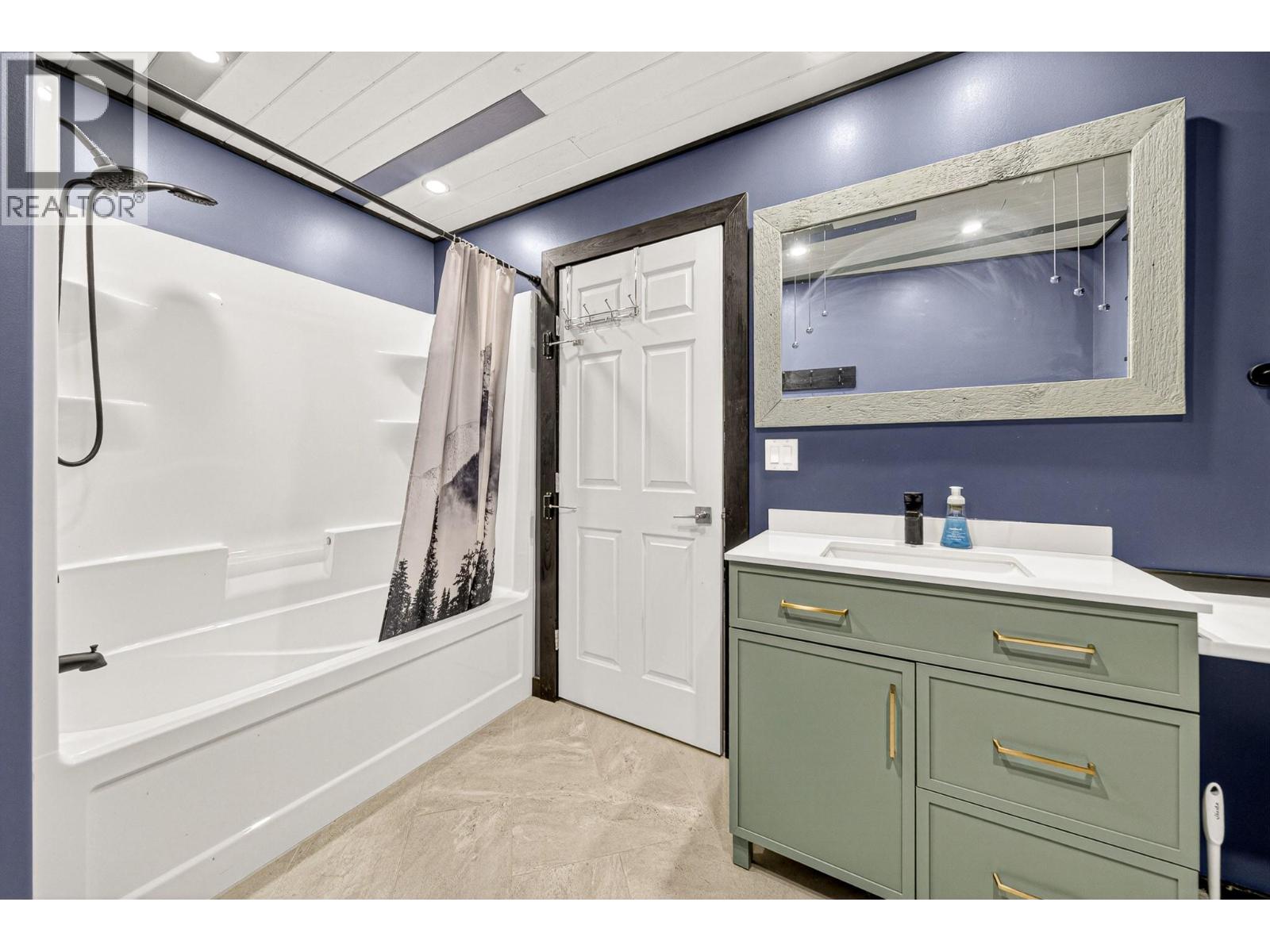 9948 STEPHENSON ROAD - 85