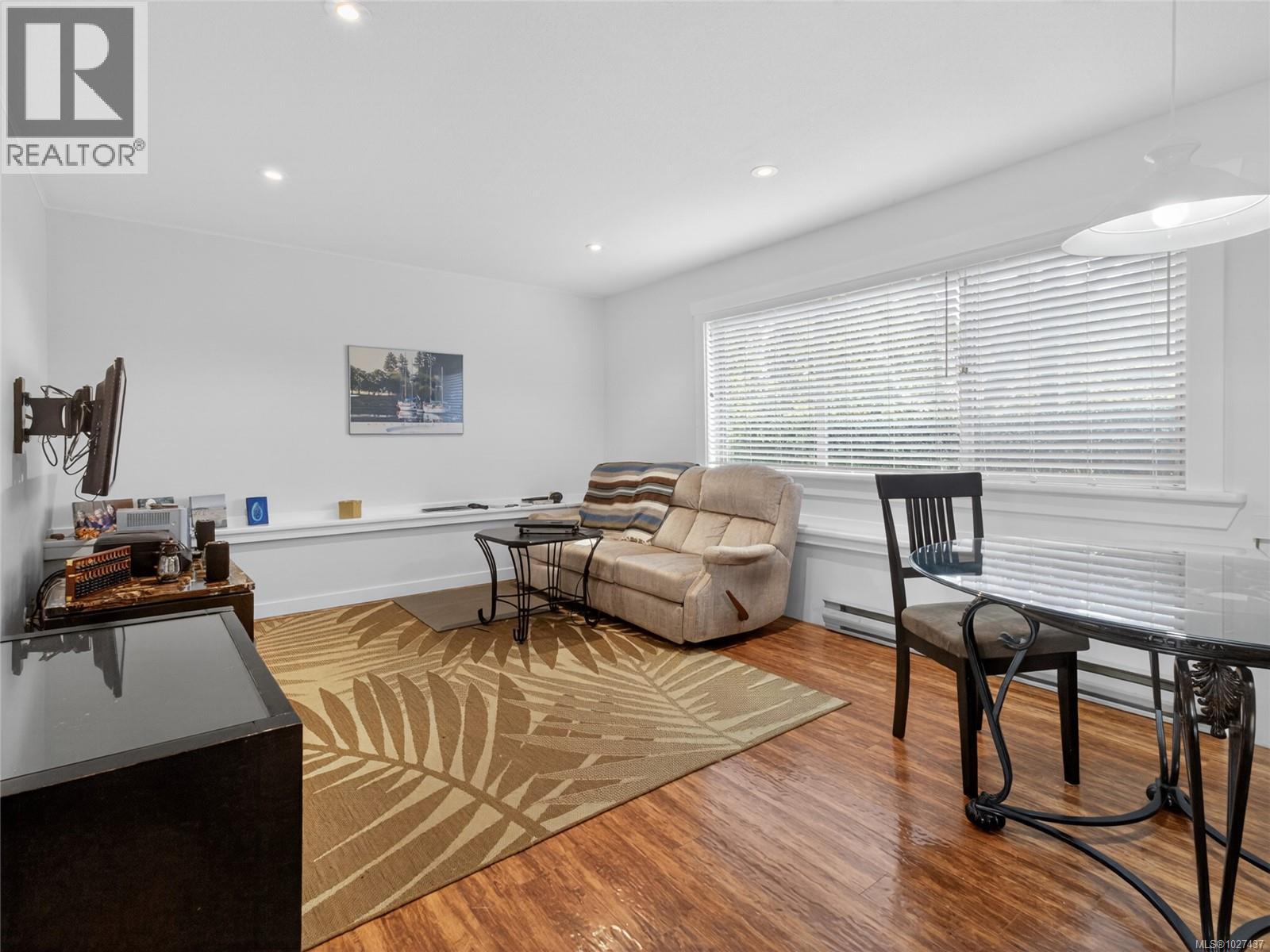  1685 Piercy Avenue, Courtenay