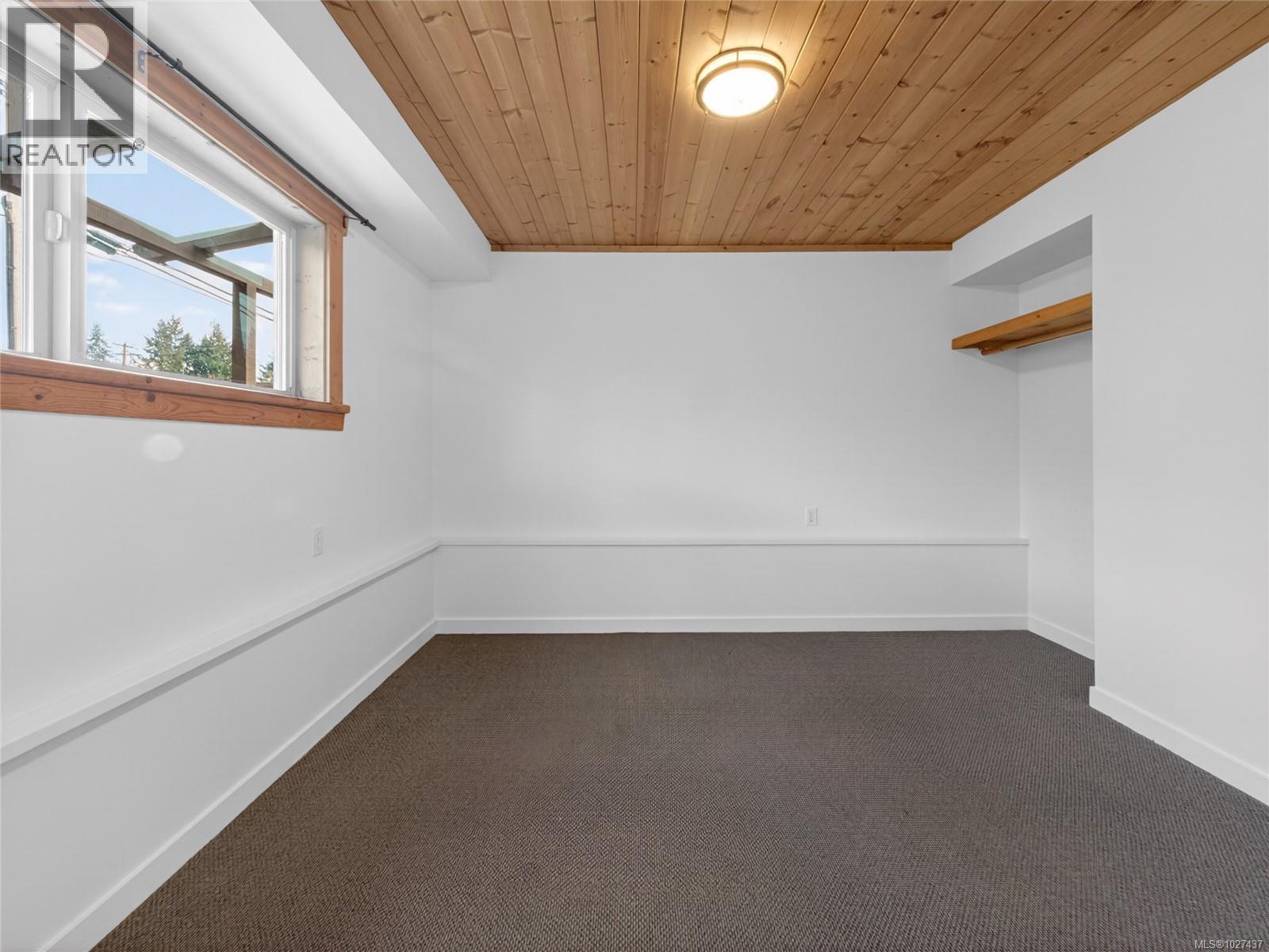  1685 Piercy Avenue, Courtenay