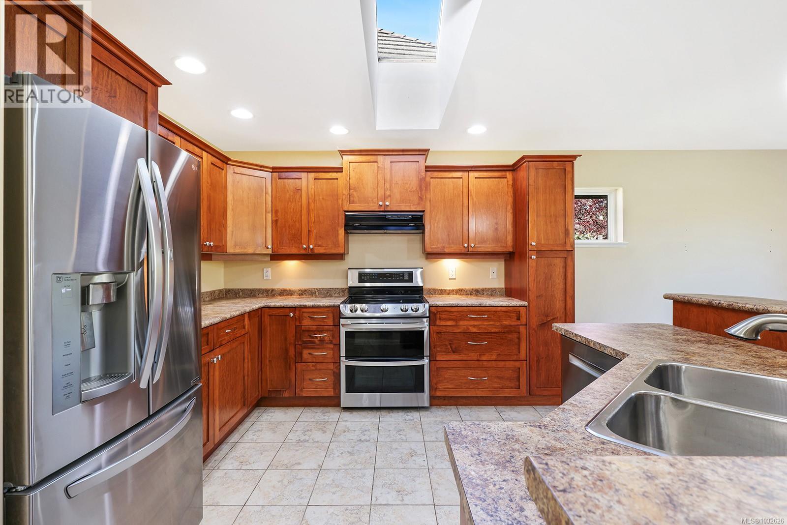 2400 Idiens Way, Courtenay