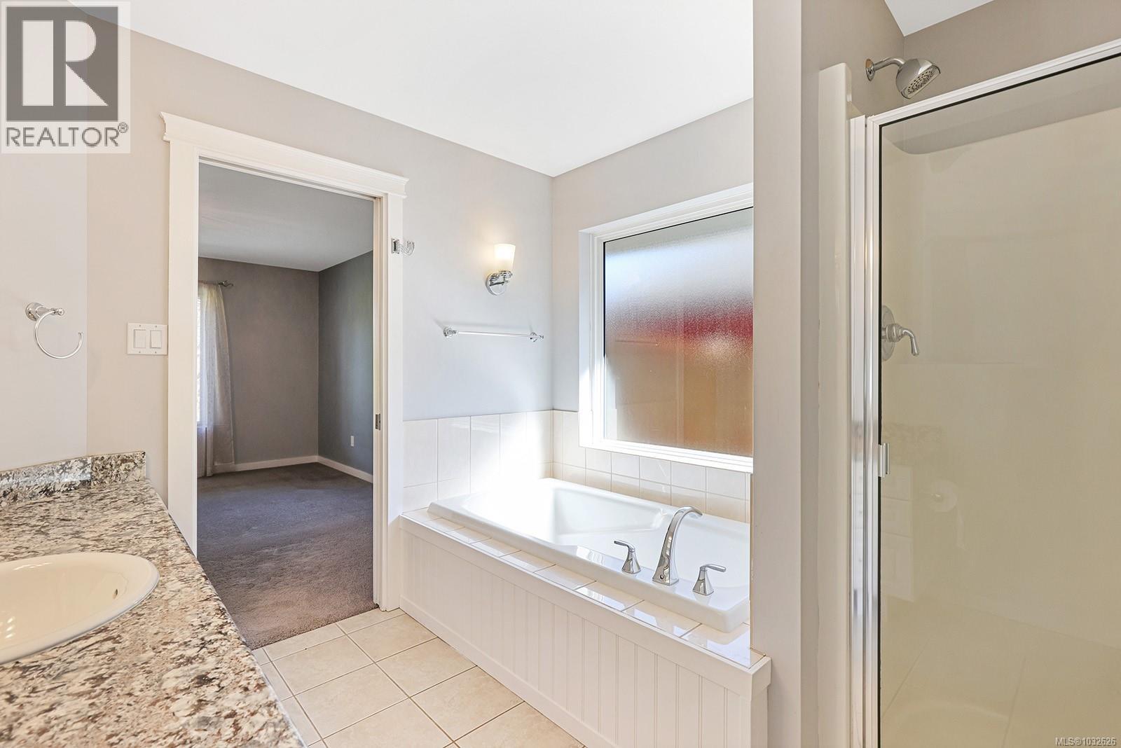 2400 Idiens Way, Courtenay