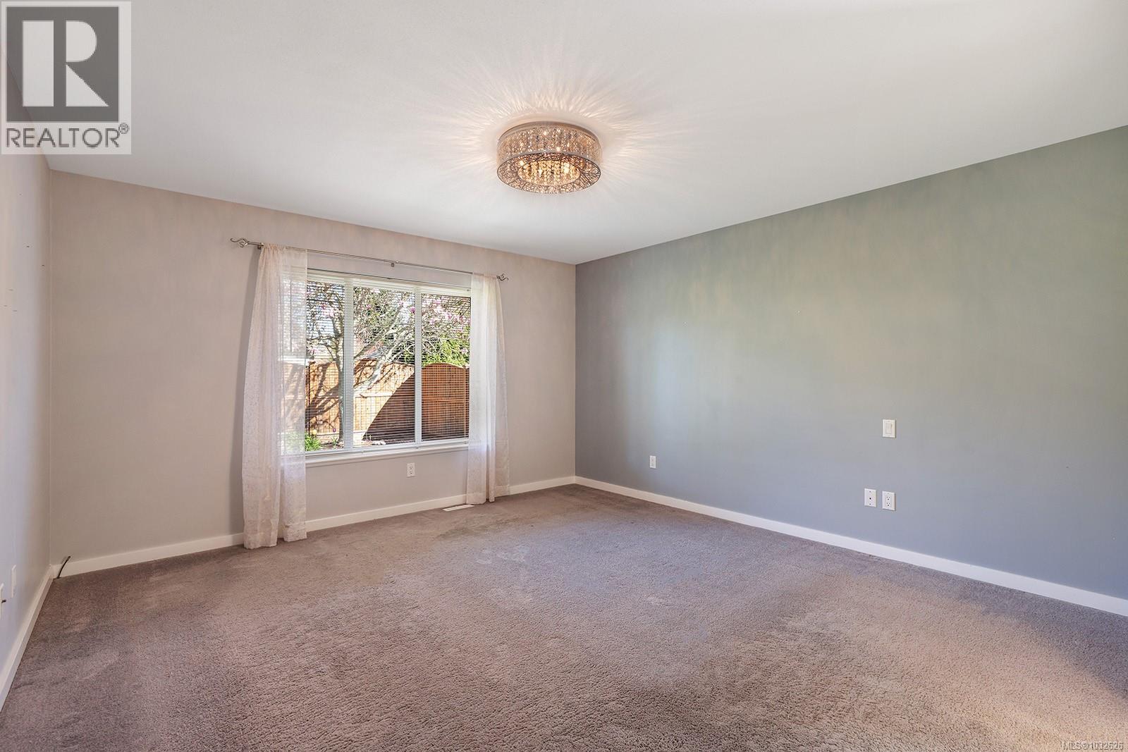 2400 Idiens Way, Courtenay