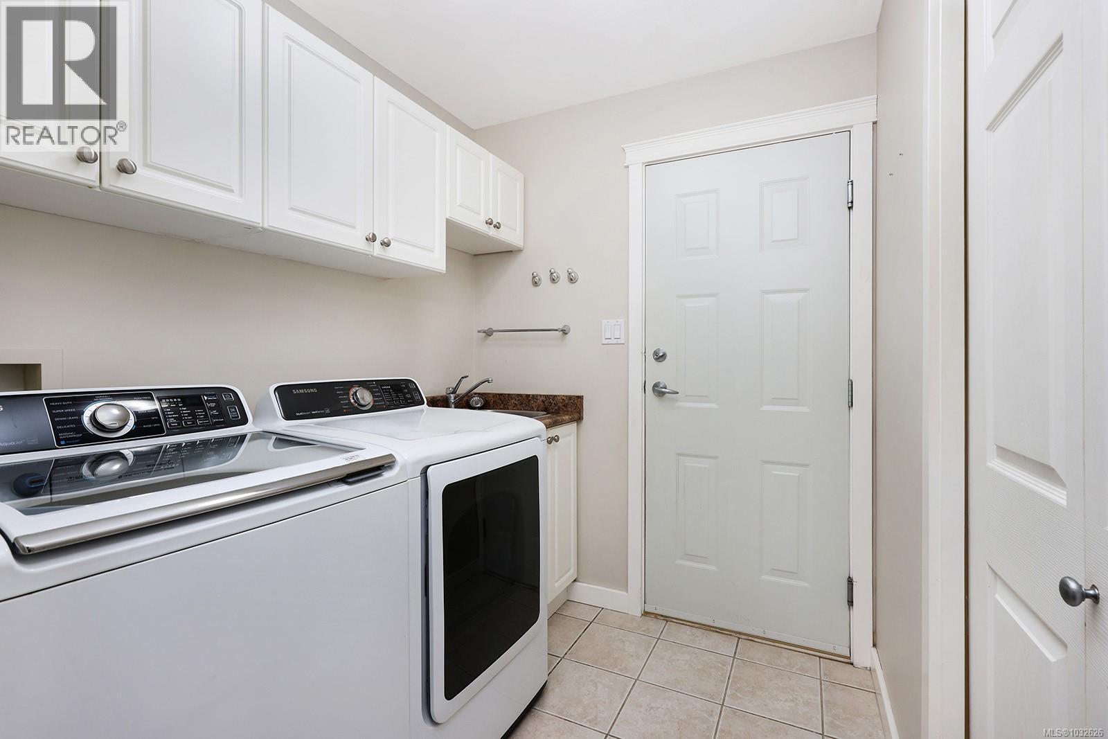 2400 Idiens Way, Courtenay