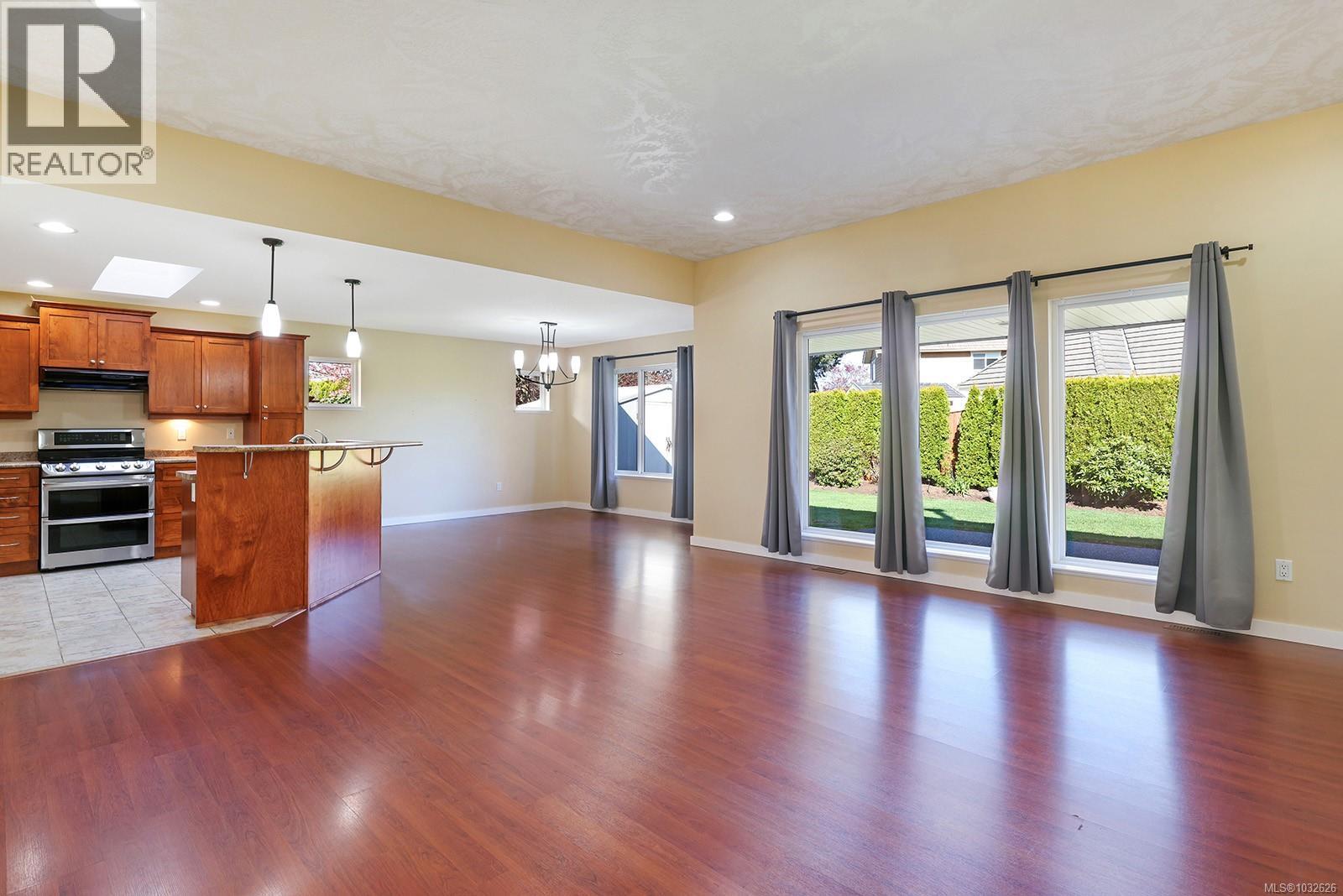 2400 Idiens Way, Courtenay