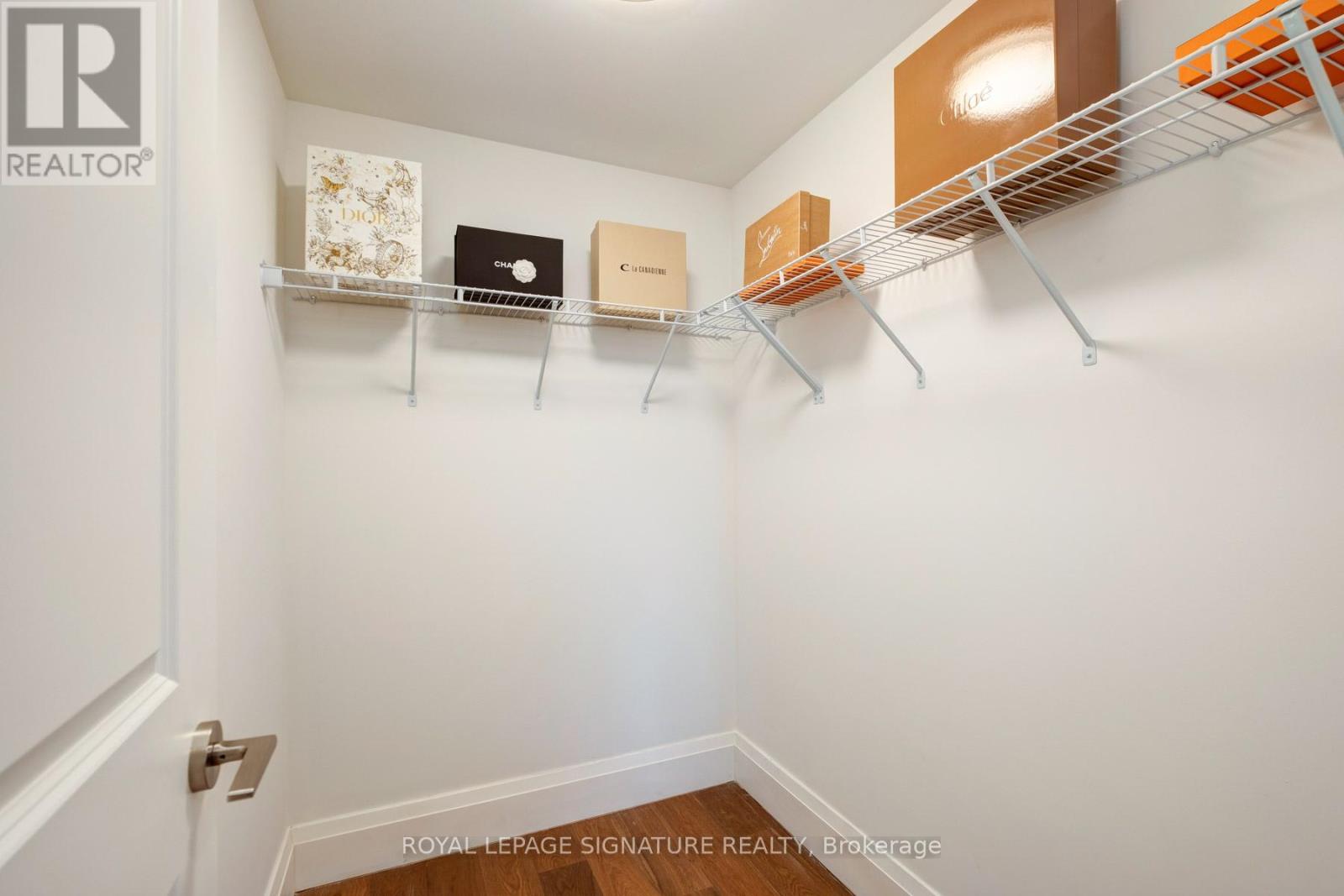 #303 285 AVENUE ROAD - 31
