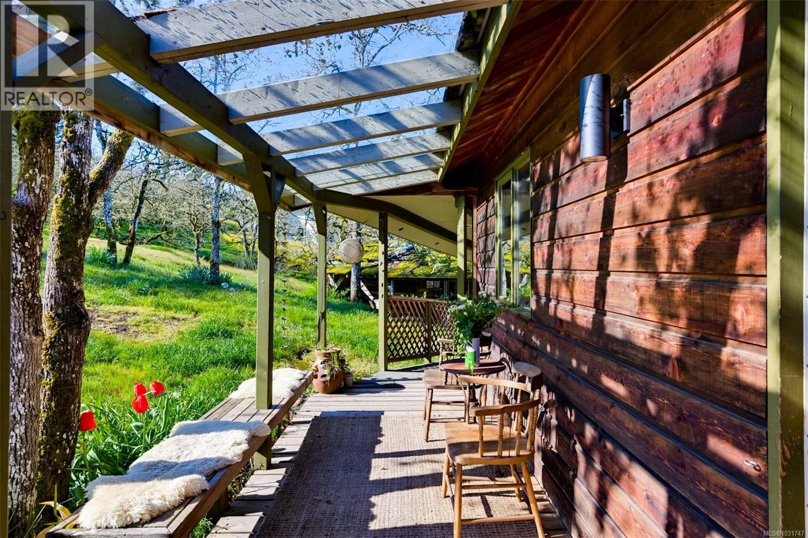  6587 West Saanich Road, Central Saanich