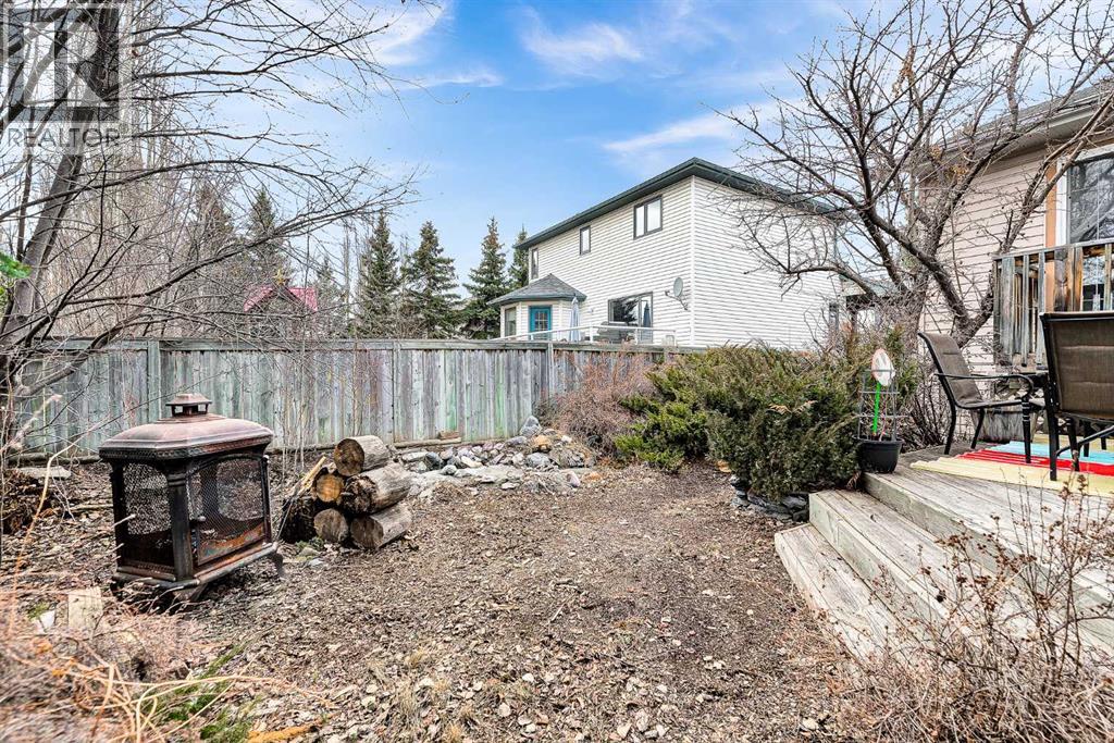 27 Bow Way, Cochrane