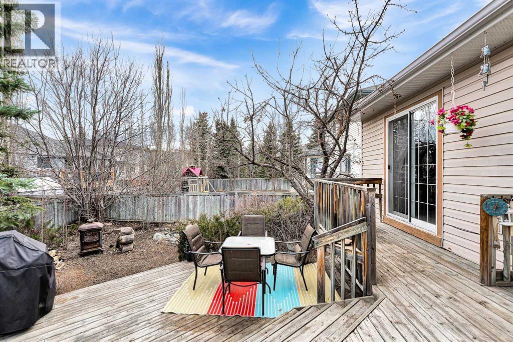 27 Bow Way, Cochrane