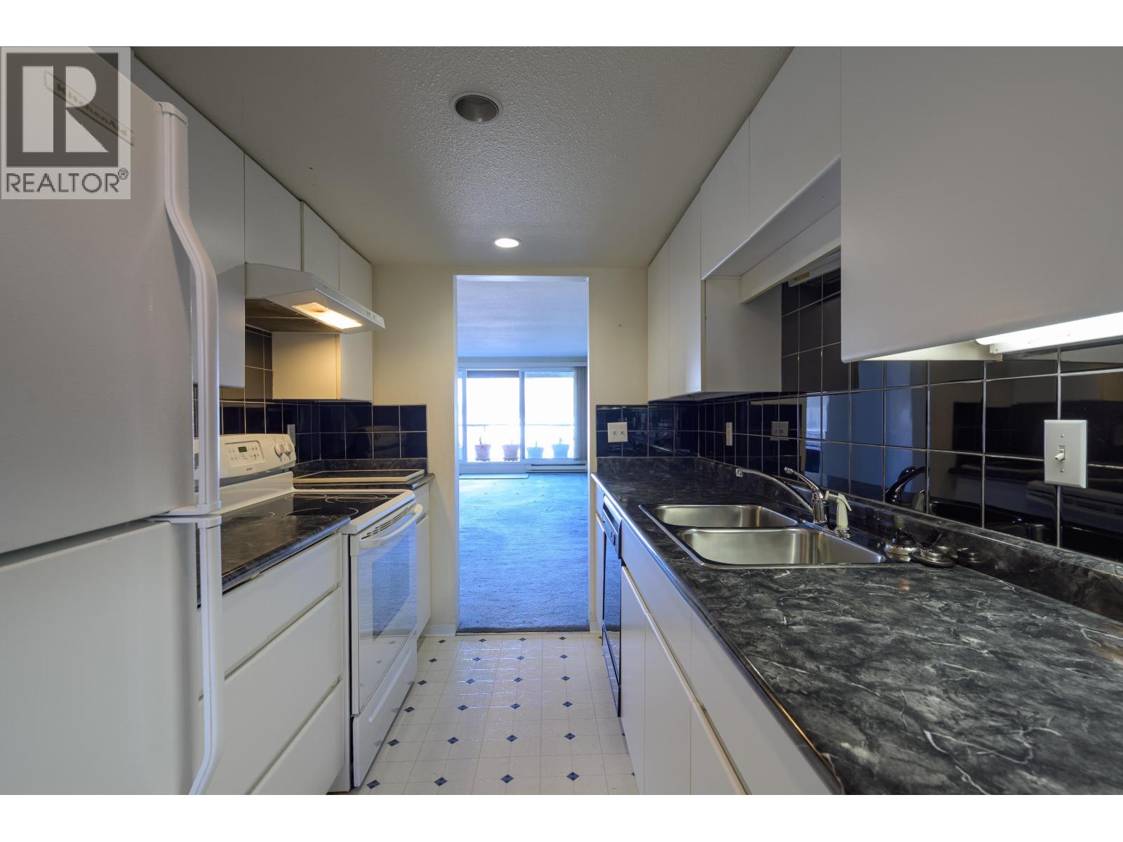 #110-4803 48 Avenue, Delta