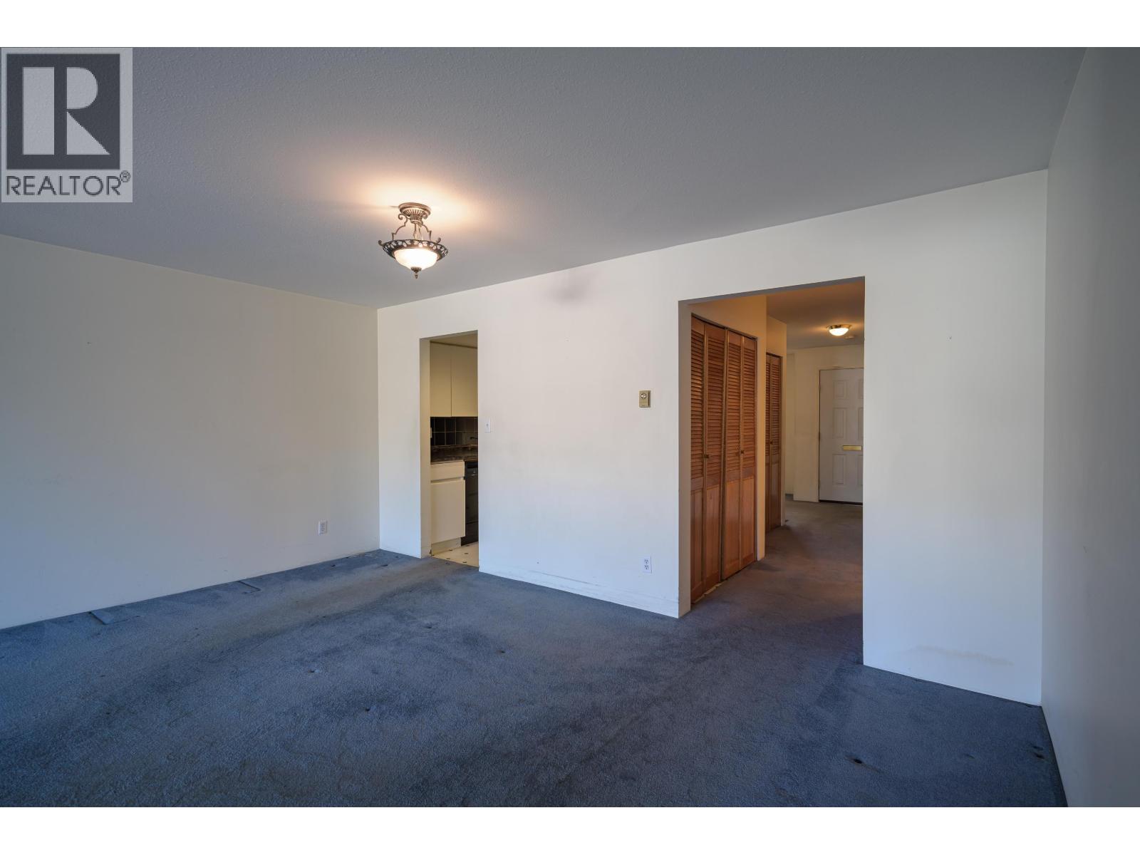 #110-4803 48 Avenue, Delta