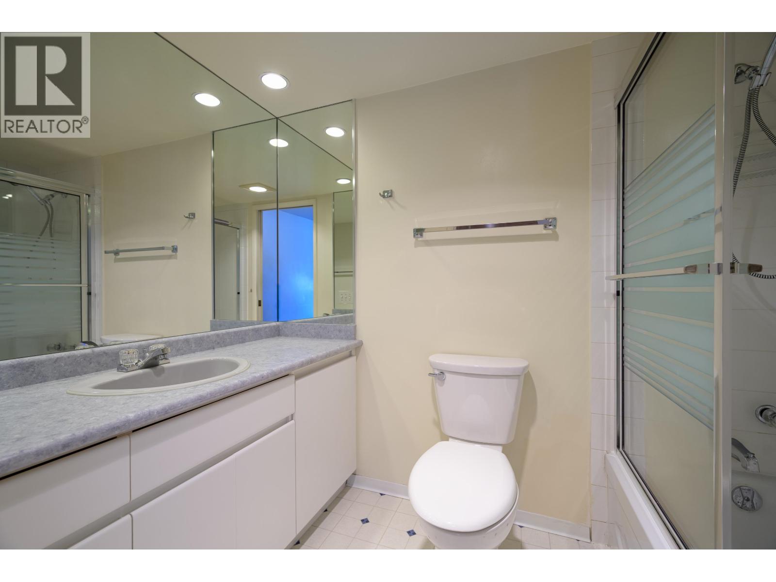 #110-4803 48 Avenue, Delta