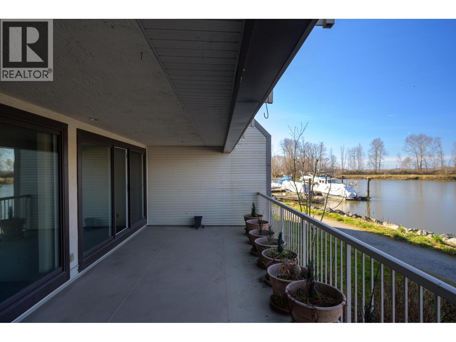 #110-4803 48 Avenue, Delta