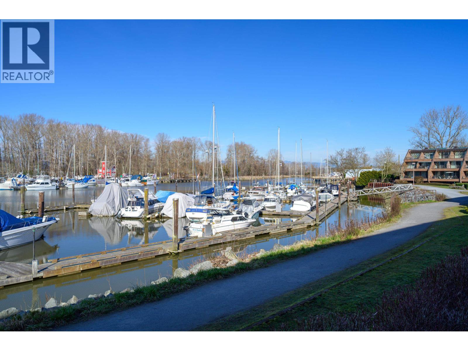 #110-4803 48 Avenue, Delta