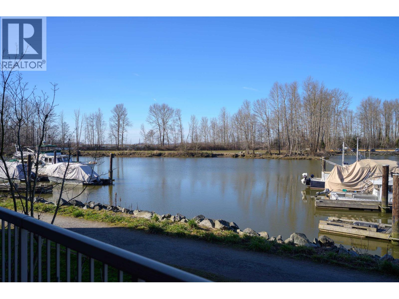 #110-4803 48 Avenue, Delta