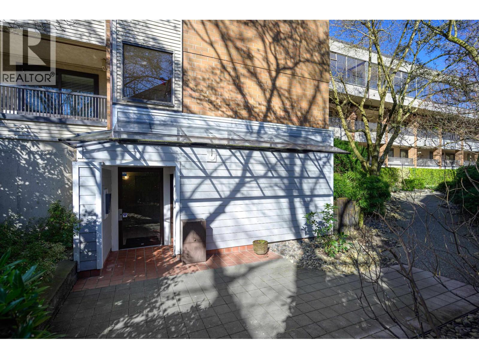 #110-4803 48 Avenue, Delta