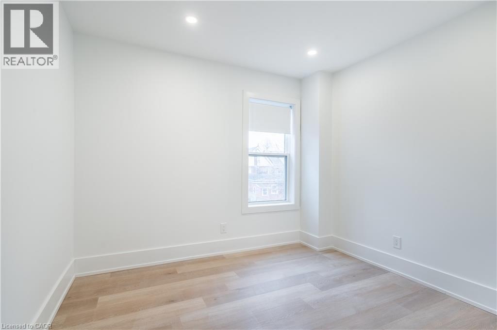 204 BALSAM Avenue S, Hamilton, Ontario, L8M3B8 — Photo 24
