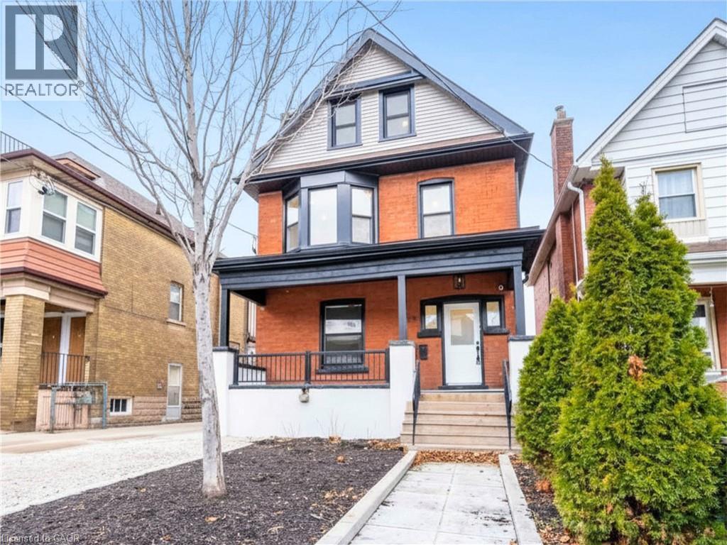 204 BALSAM Avenue S, Hamilton, Ontario, L8M3B8 — Photo 3