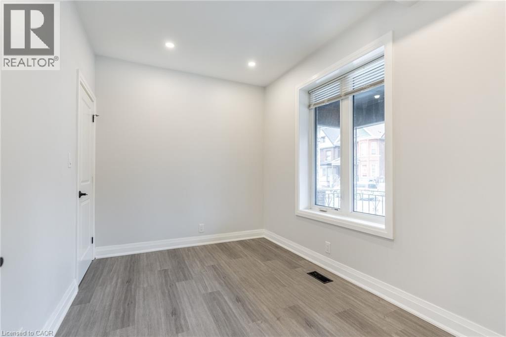 536 CANNON STREET E - 7