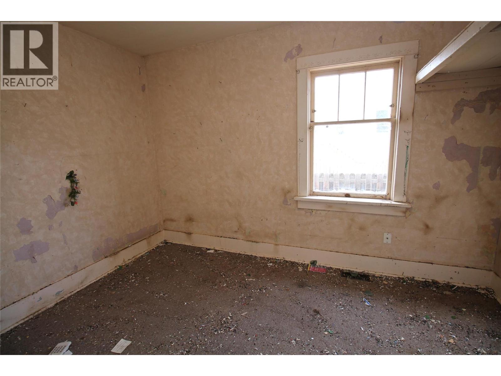 496 Heales Avenue, Penticton