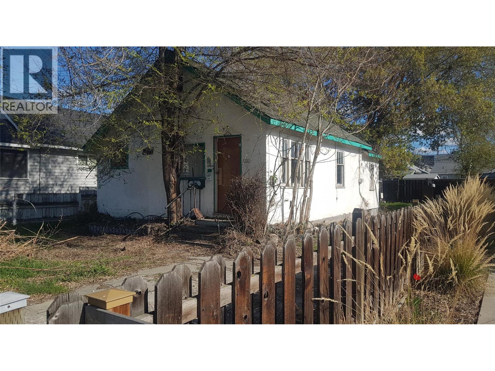 496 Heales Avenue, Penticton