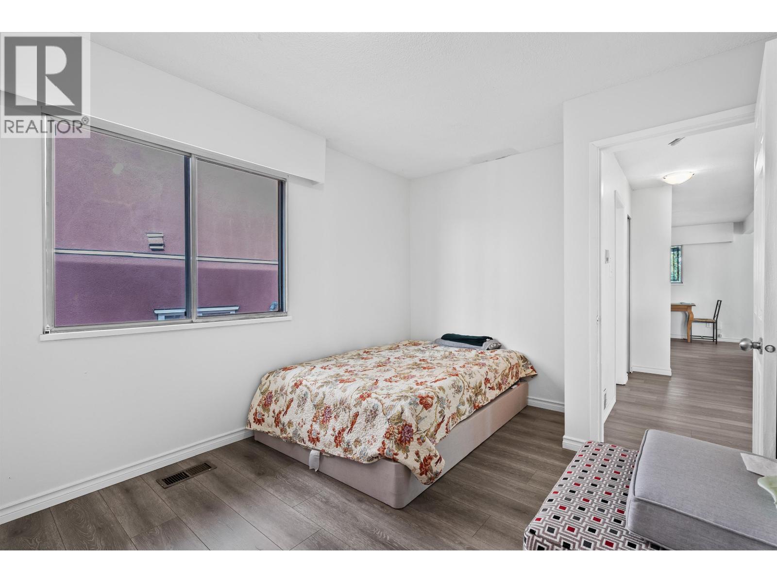 7656 MAIN STREET, Vancouver