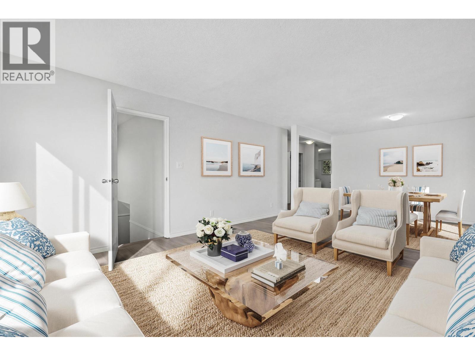 7656 MAIN STREET, Vancouver