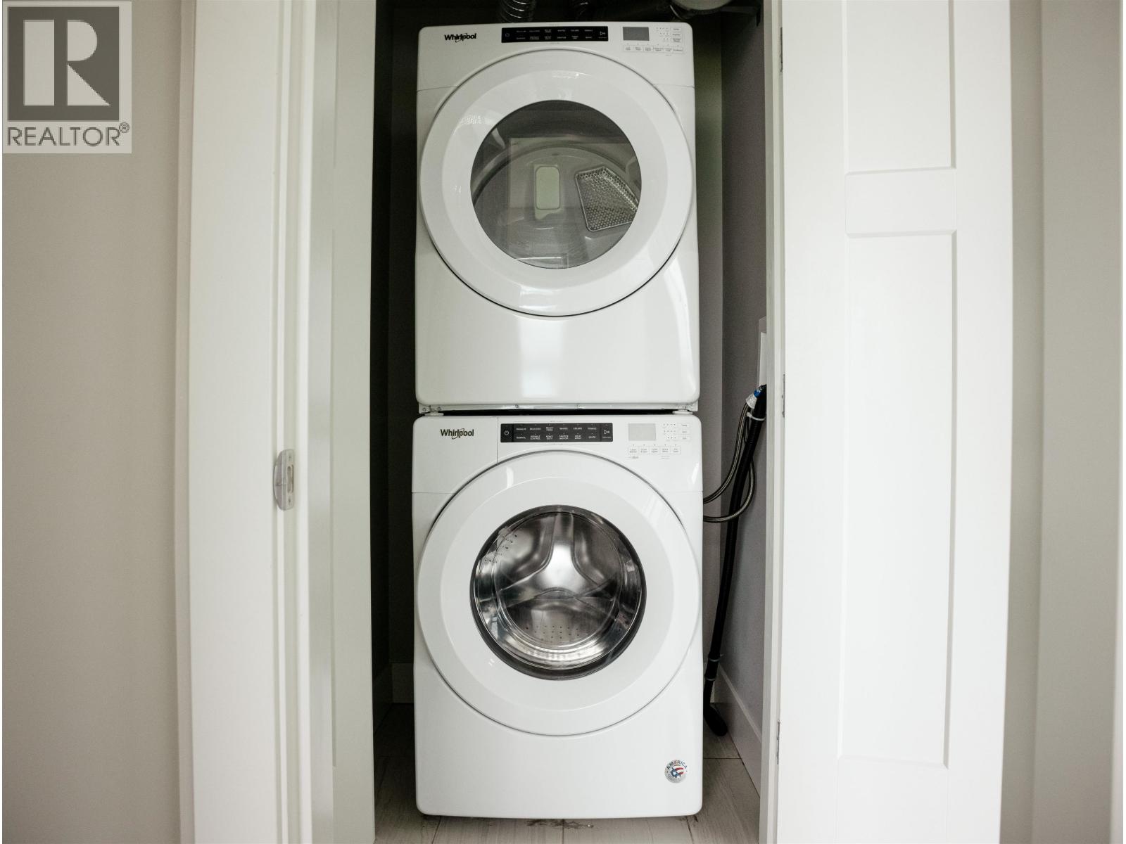 #323-4690 HAWK Lane, Tsawwassen