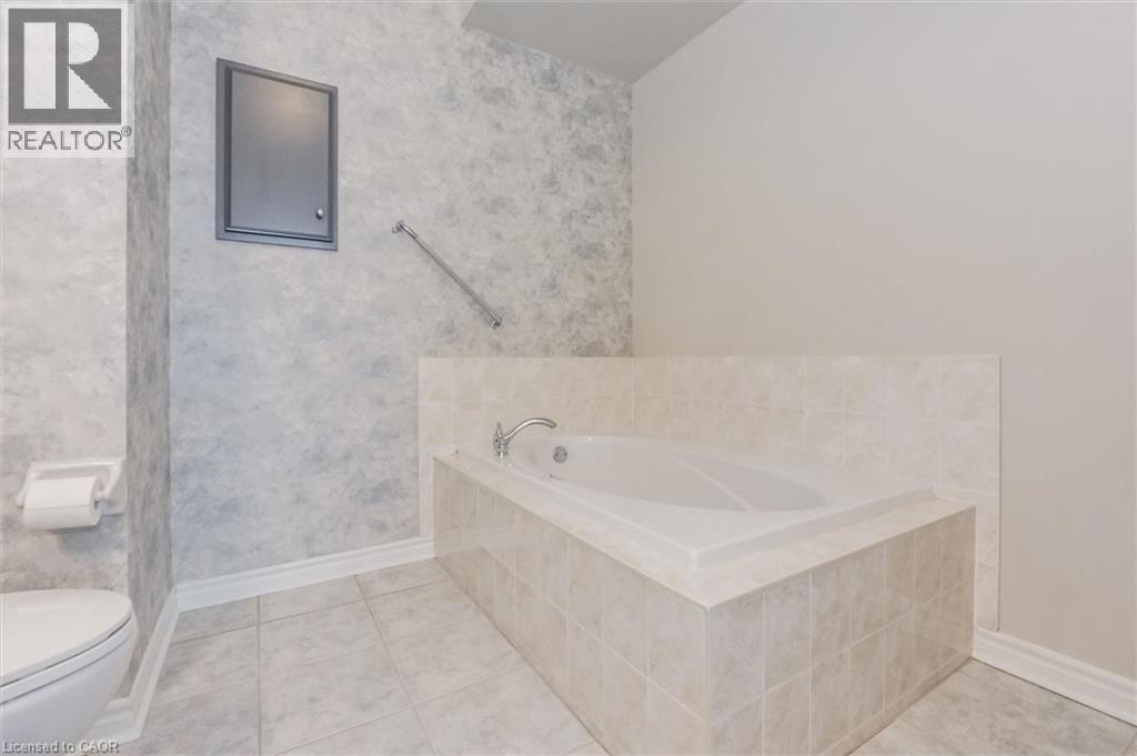 478 ST ANDREW Street E Unit# 104, Fergus, Ontario, N1M3V7 — Photo 31