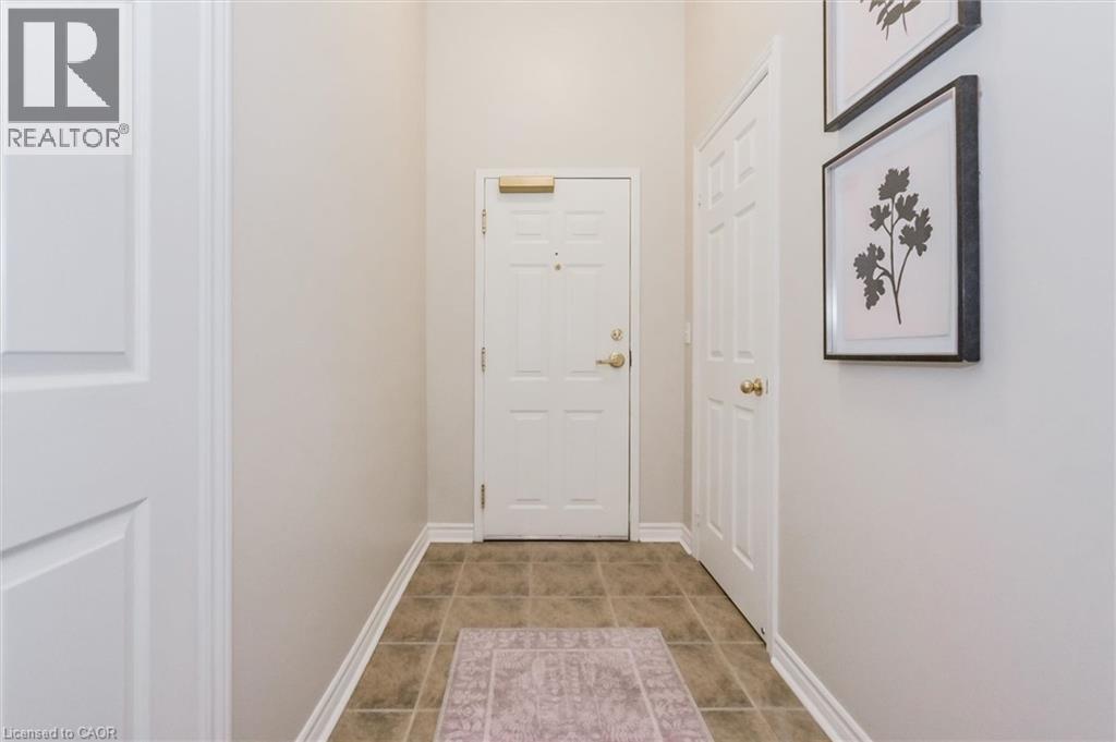 478 ST ANDREW Street E Unit# 104, Fergus, Ontario, N1M3V7 — Photo 5