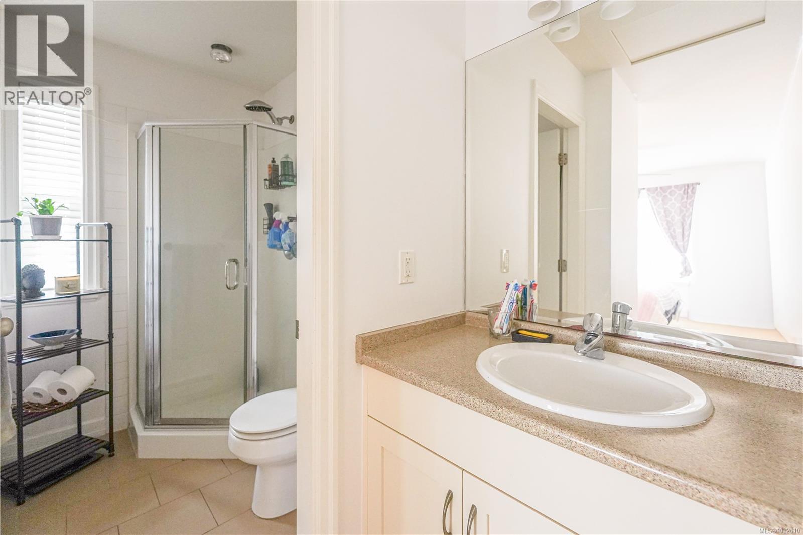 115 2260 Maple Avenue North, Sooke