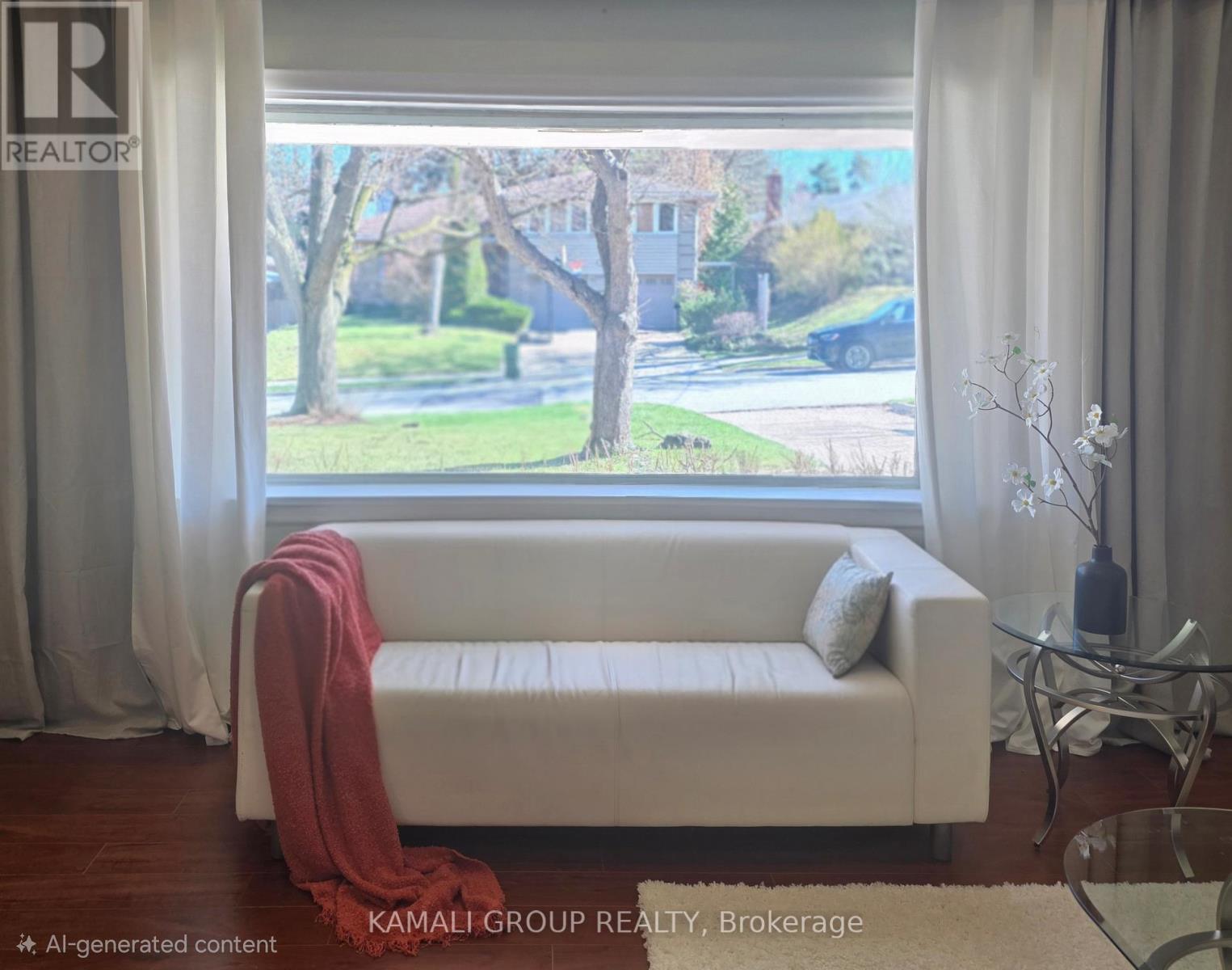 66 HAWKSBURY DRIVE - 3
