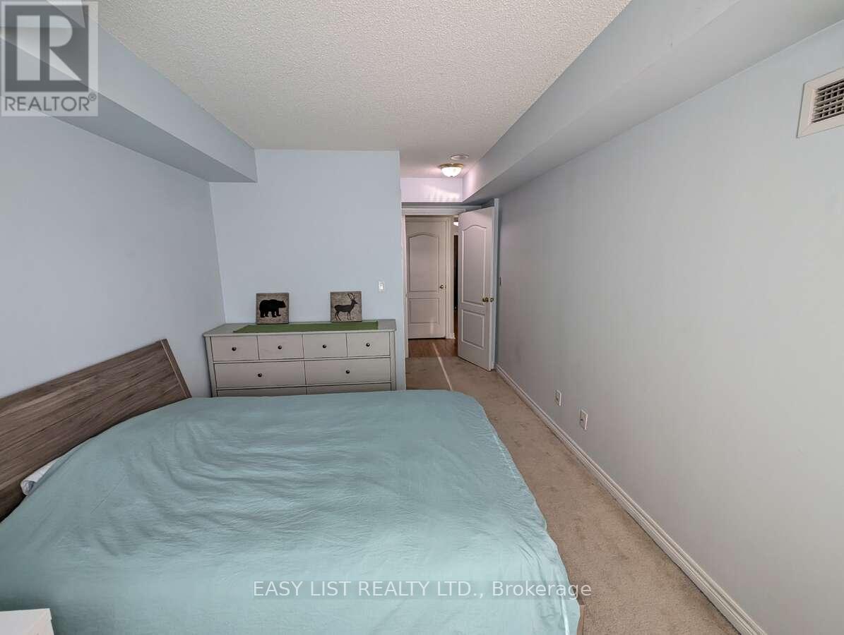 #222 38 WILLIAM CARSON CRESCENT - 11