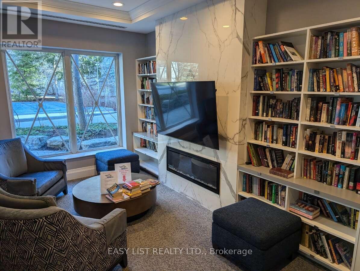 #222 38 WILLIAM CARSON CRESCENT - 15