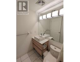 222 - 38 William Carson Crescent, Toronto, ON M2P2H2 Photo 11