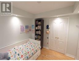 222 - 38 William Carson Crescent, Toronto, ON M2P2H2 Photo 8