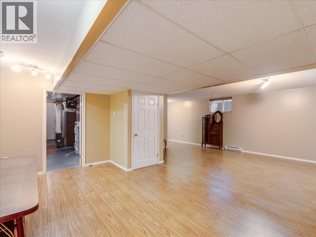 7136 Wright Way - 34