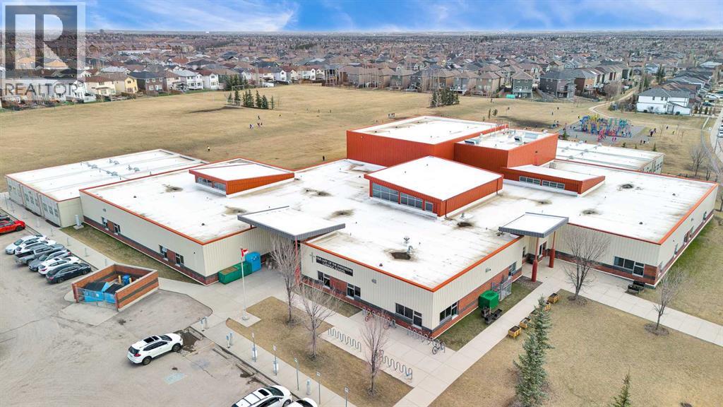 Single Family House for Sale in  Everglen Rise SW Evergreen Calgary 